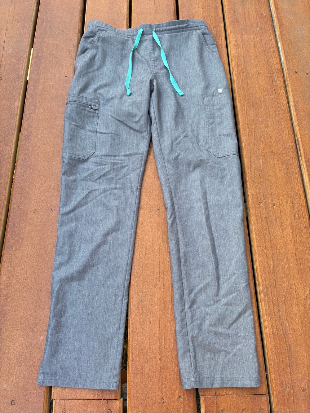 Yola slim scrub gray graphite pants small straight leg
